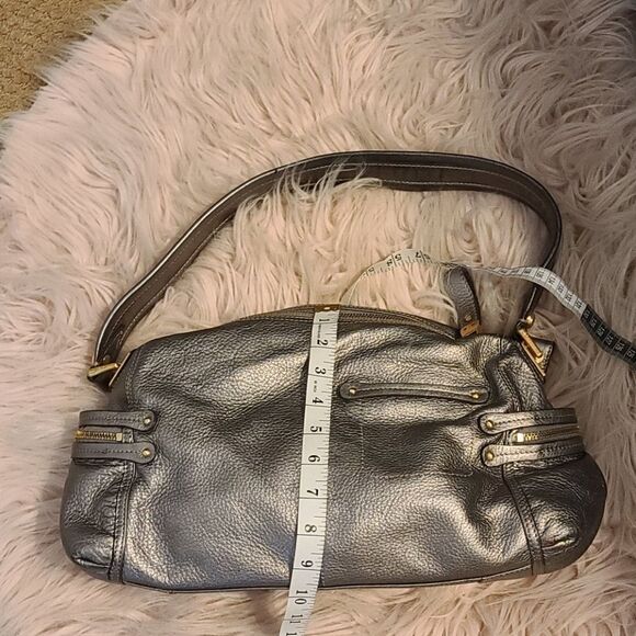 B mawkoski metallic  - Picture 6 of 11